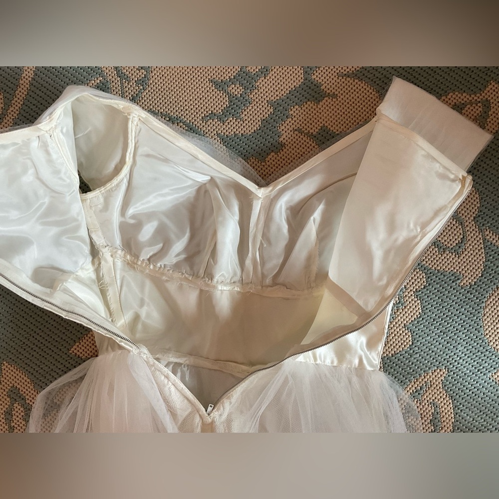 STUNNING Vintage Dress - perfect for wedding or special event! - Picture 9 of 12
